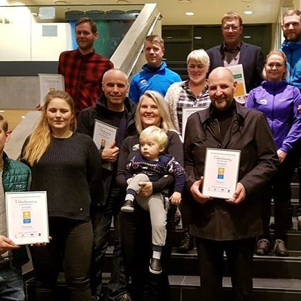 Fulltrúar fyrirtækjanna við afhendingu Vakans