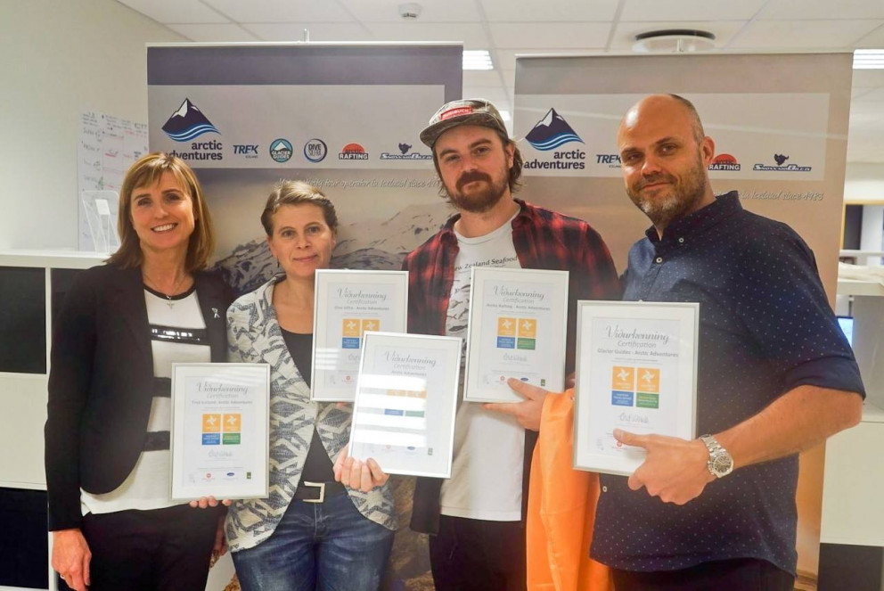 Arctic Adventures fjölskyldan fær Vakann