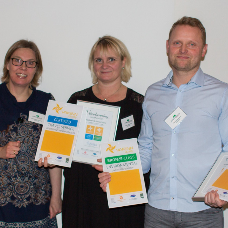 Skjaldarvík í Vakann