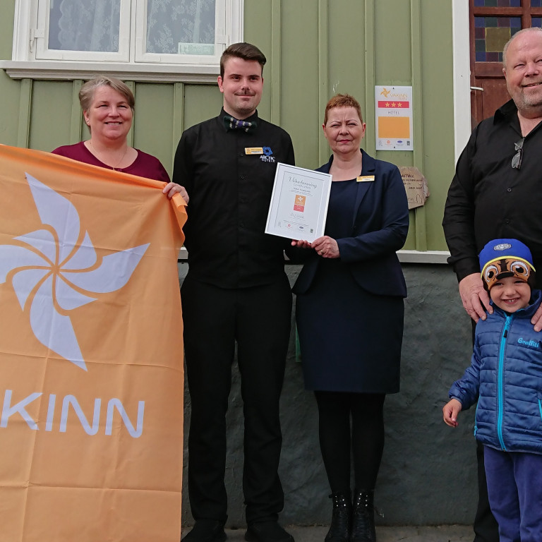 Frá afhendingu viðurkenningar Vakans